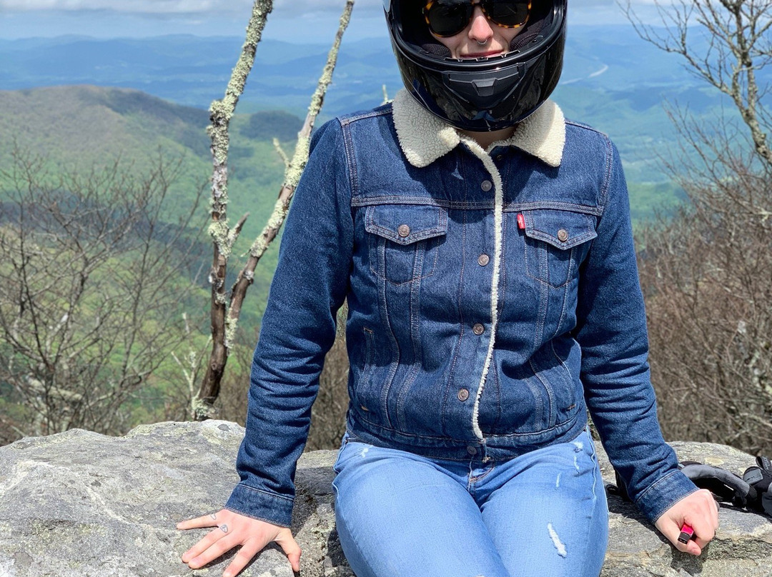 Asheville motorcycle rentals-阿什维尔必去景点