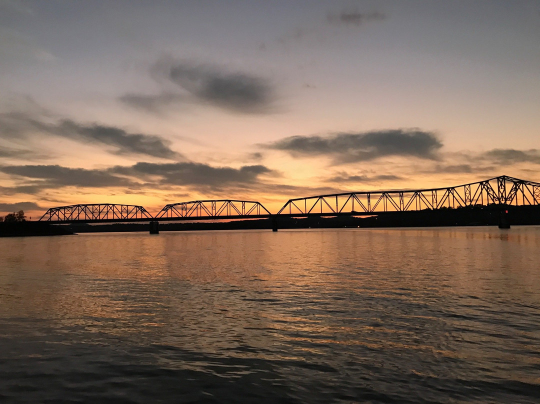 Captain Nat's Charters-Kimberling City必去景点