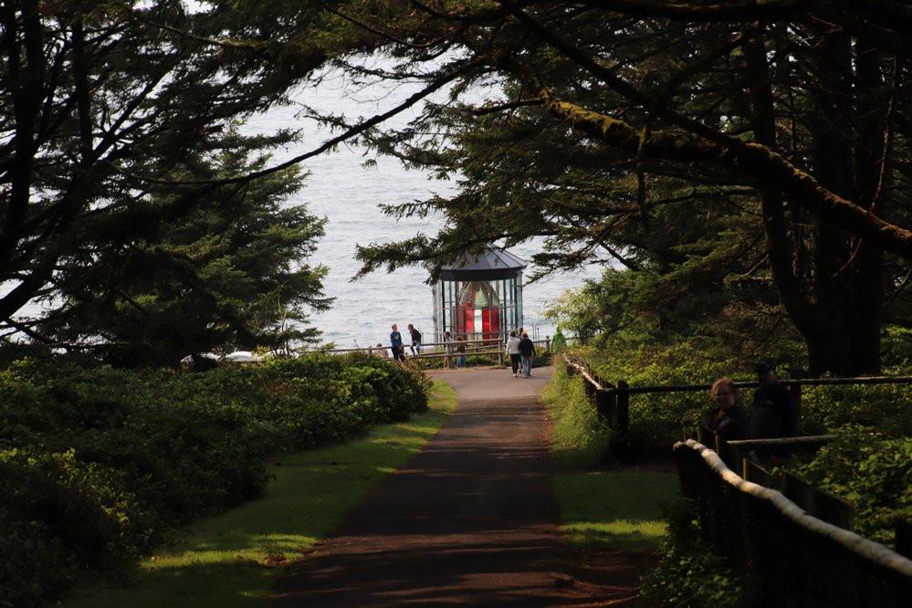 Cape Meares Lighthouse景点图片