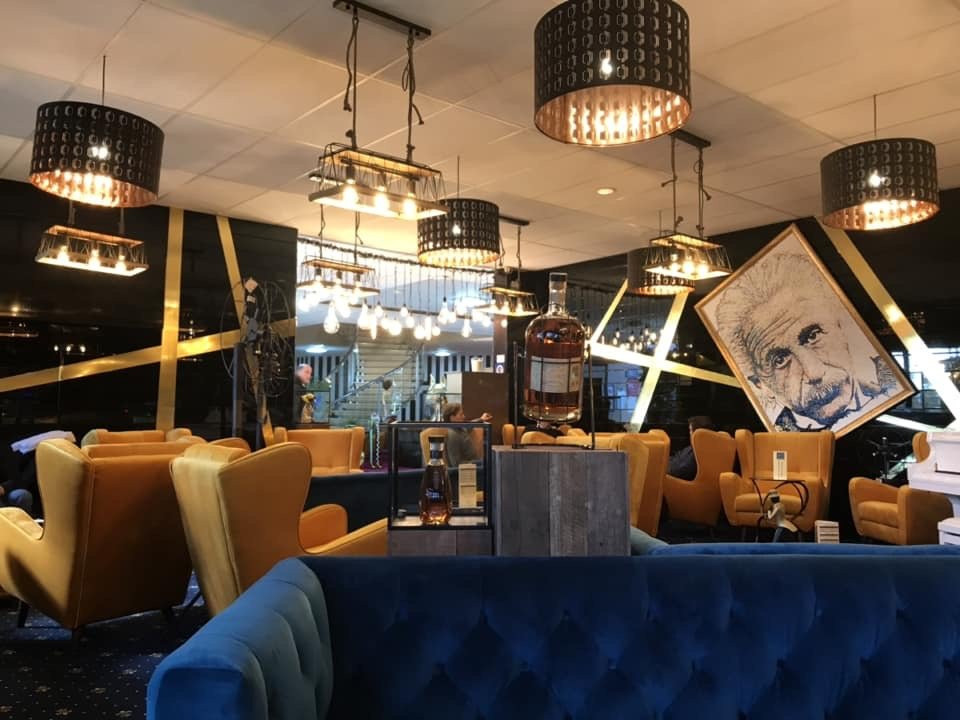 尼姆假日酒店主图