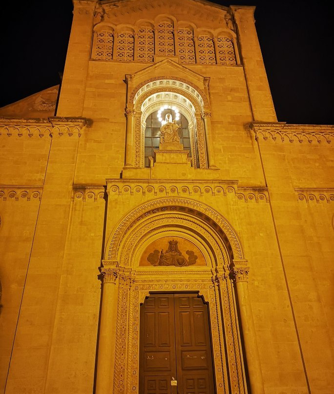 Cattedrale Santa Maria delle Grazie景点图片