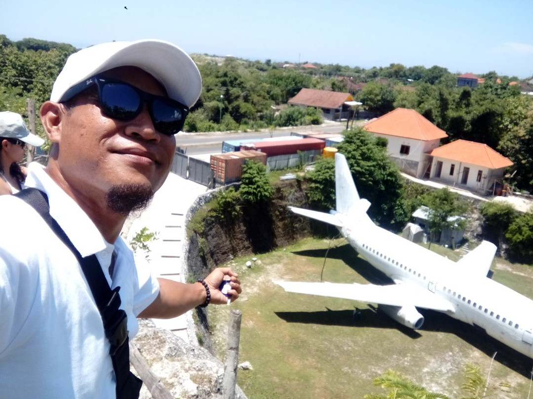 Abandoned Plane-Kutuh必去景点