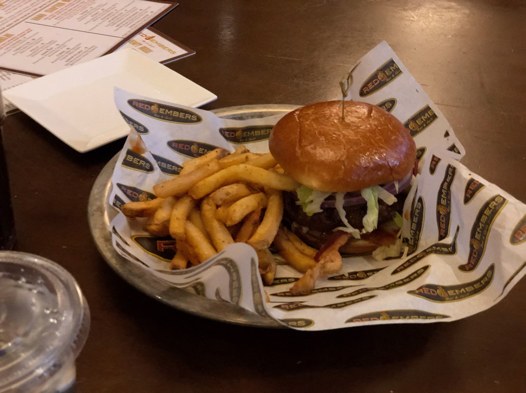 Uptown Alley-瑟普赖斯必去景点