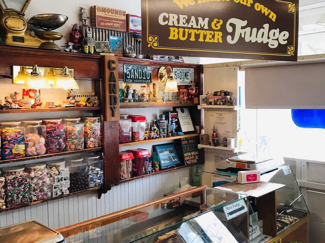 North Conway 5 and 10-北康威必去景点