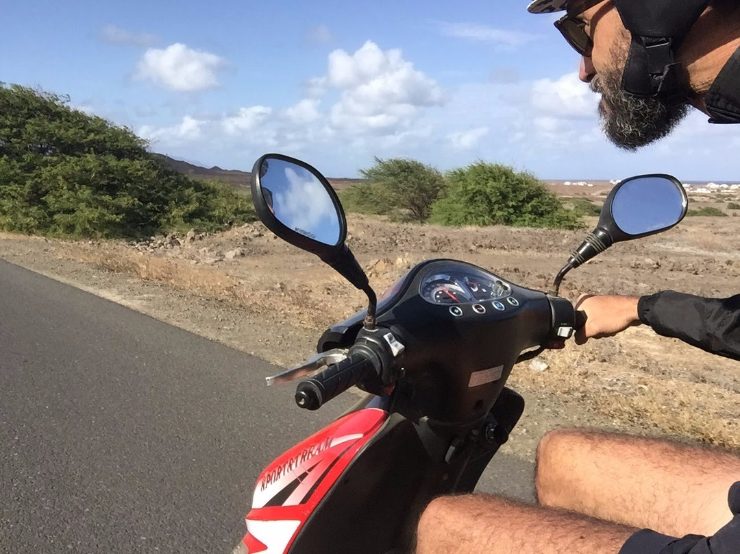 Zoom Zoom Mindelo-明德卢必去景点