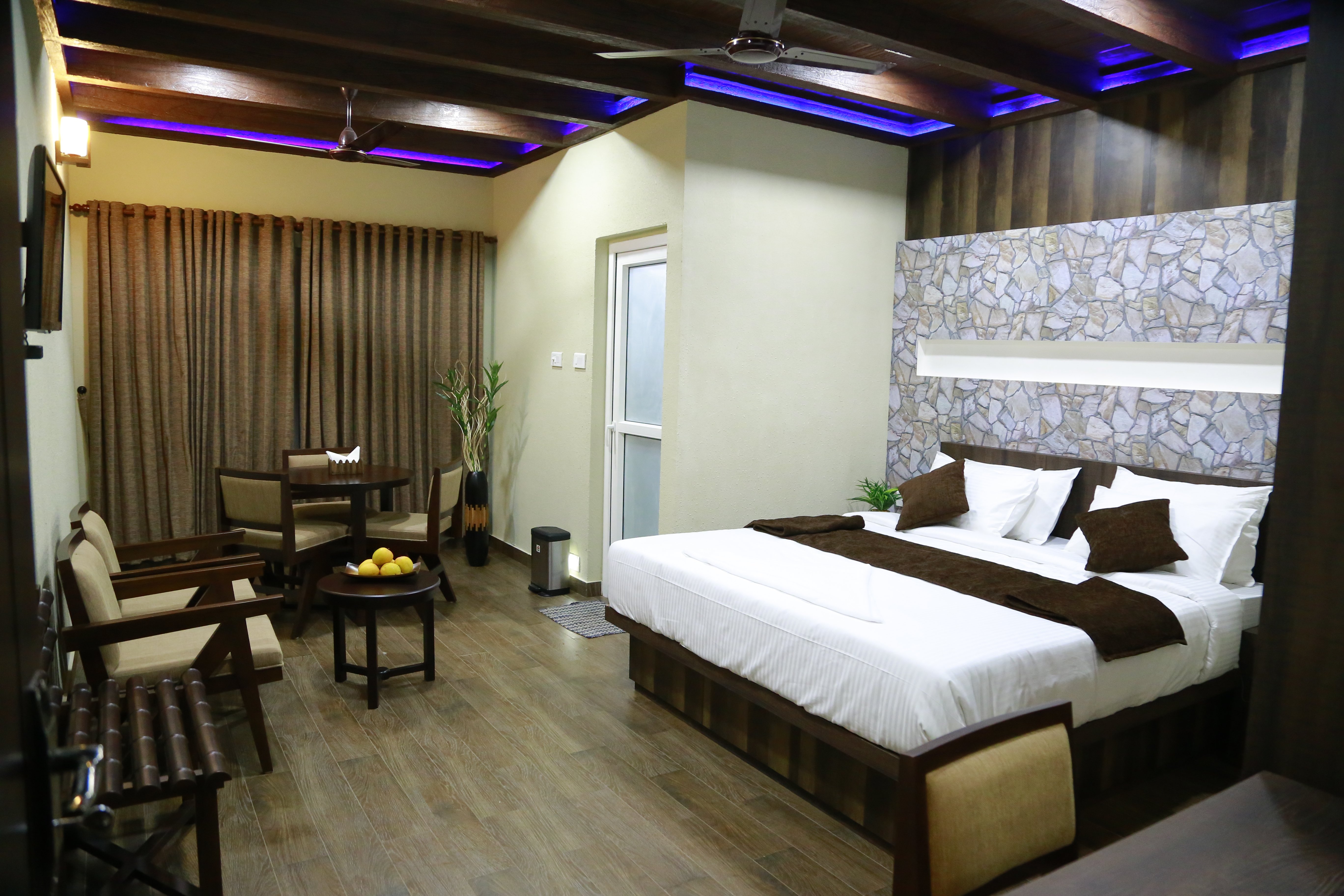 RaaRees Mist Resort-官方