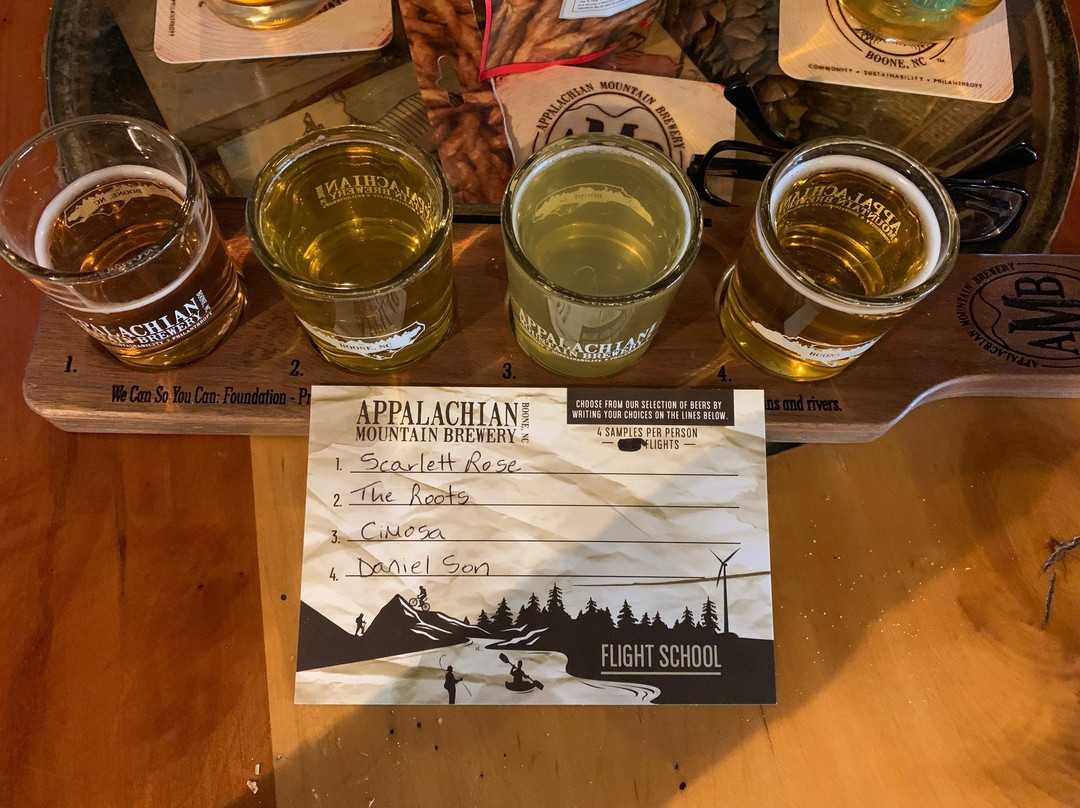 Appalachian Mountain Brewery景点图片