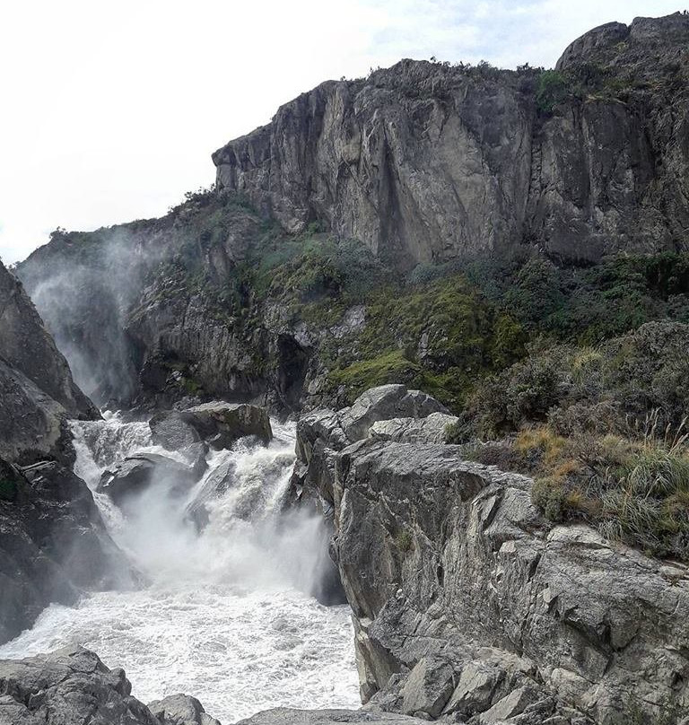 Salto Rio Ibanez景点图片