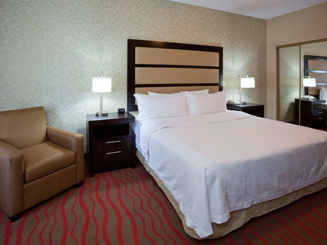 苏福尔斯希尔顿惠庭套房酒店主图