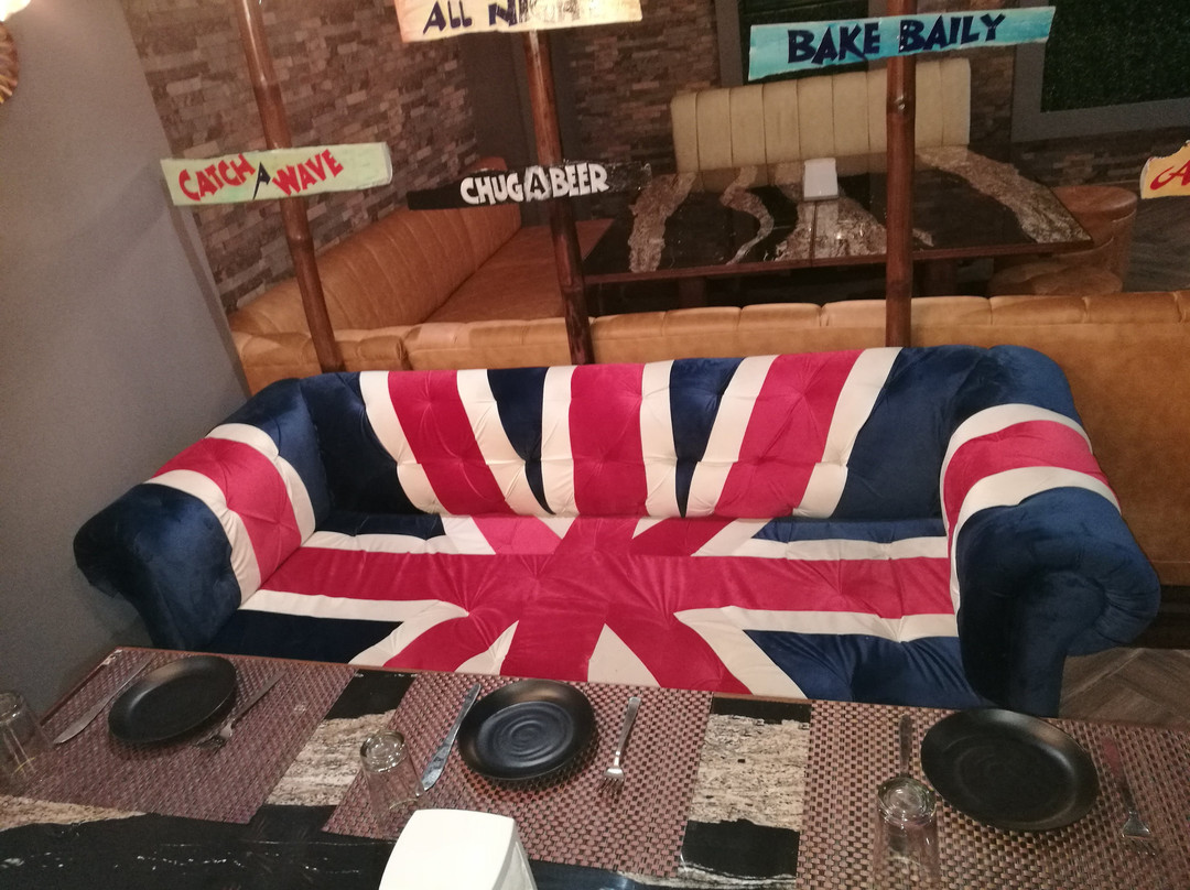 Upperhauzz Vegetarian Café