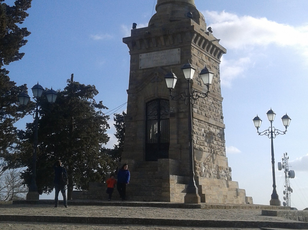 Monumento ai Caduti景点图片