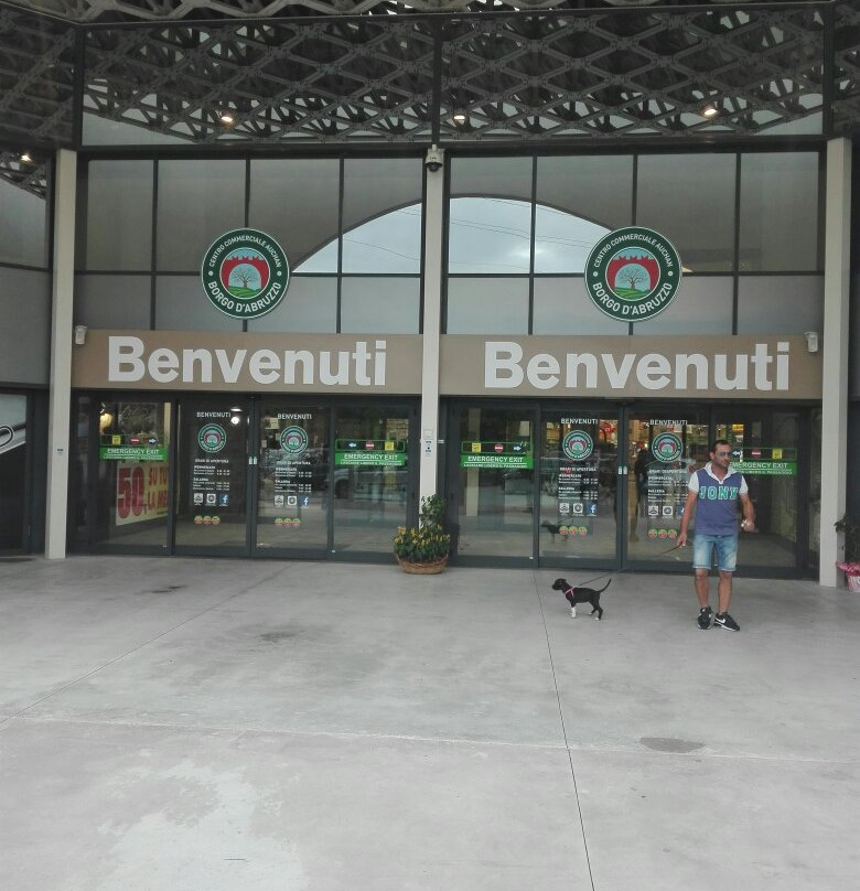 Centro Commerciale Auchan Borgo d'Abruzzo景点图片