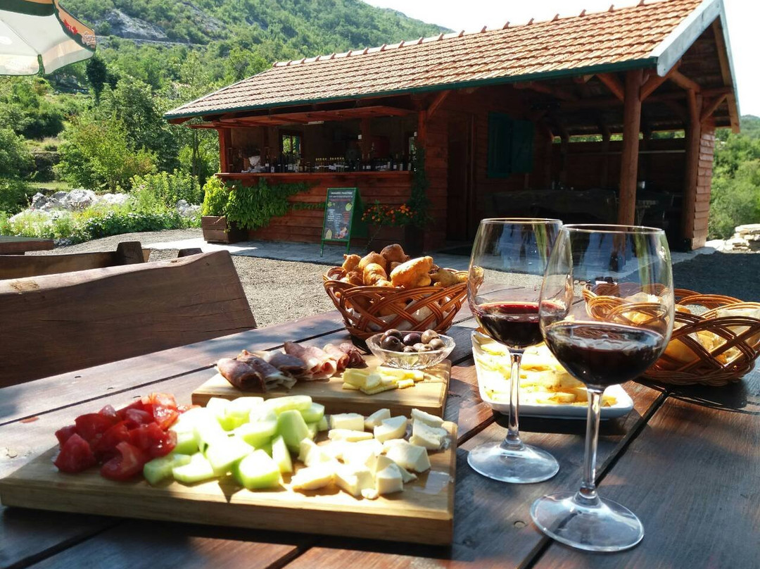 Camp Oaza, Lipa