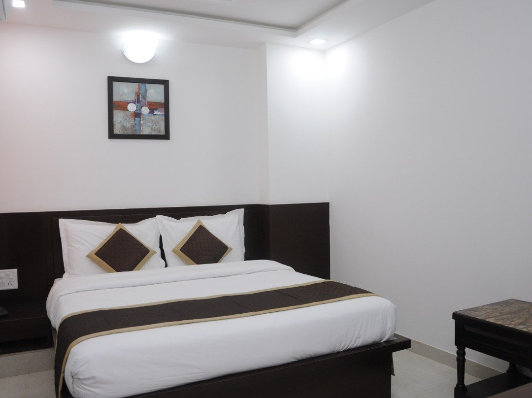 Hotel Radhika主图