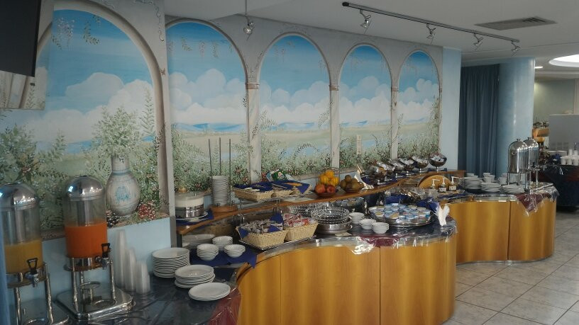 Hotel Ambassador主图