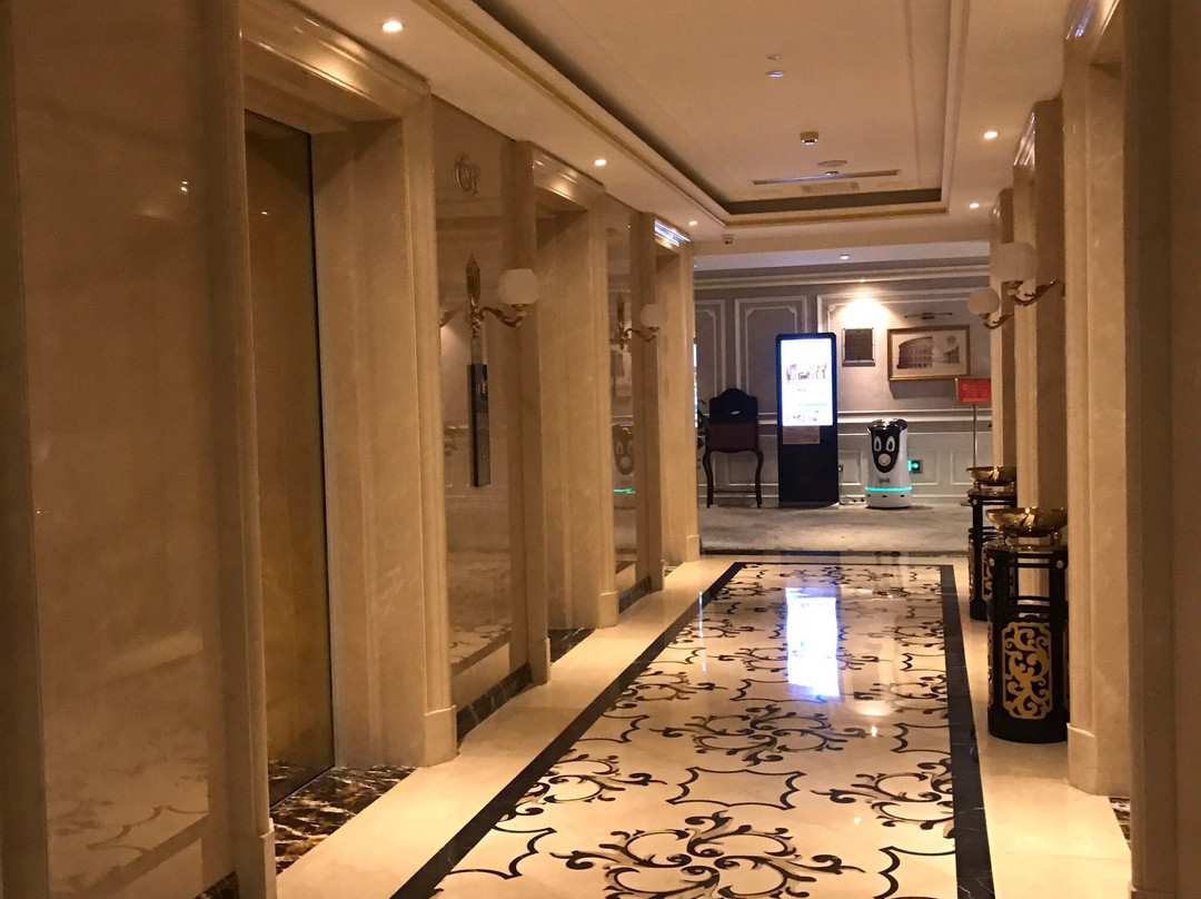 悦成国际大饭店（新亚洲体育城店）主图