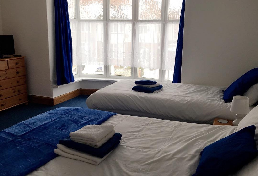 Whiteways Hotel主图