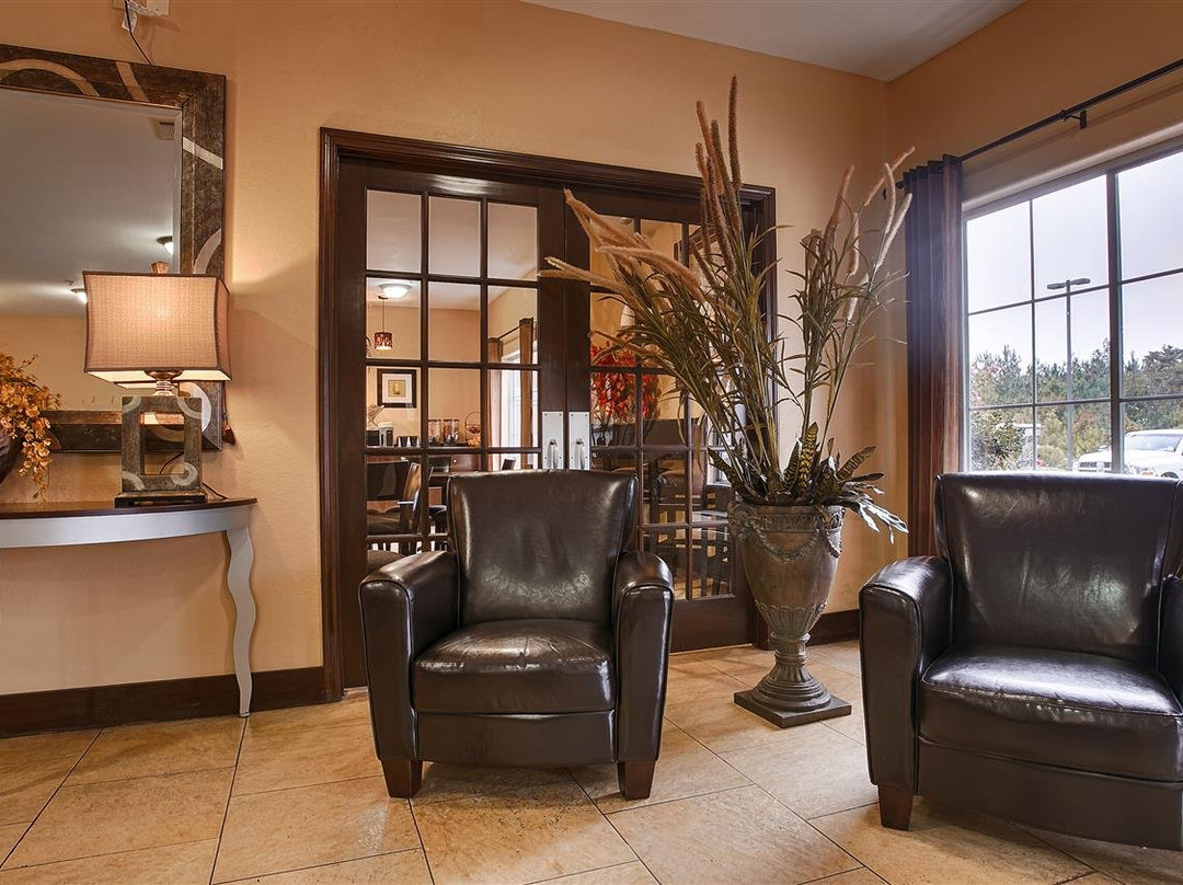 Best Western Oakdale Inn主图