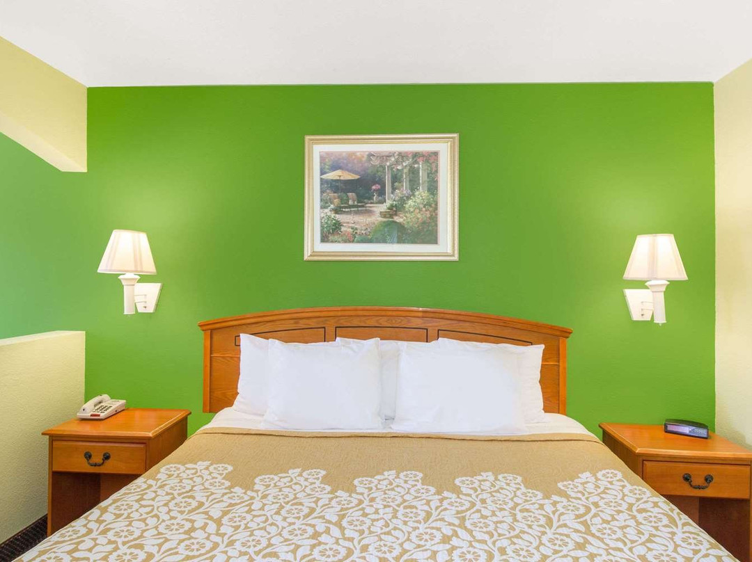 Days Inn by Wyndham Fulton主图