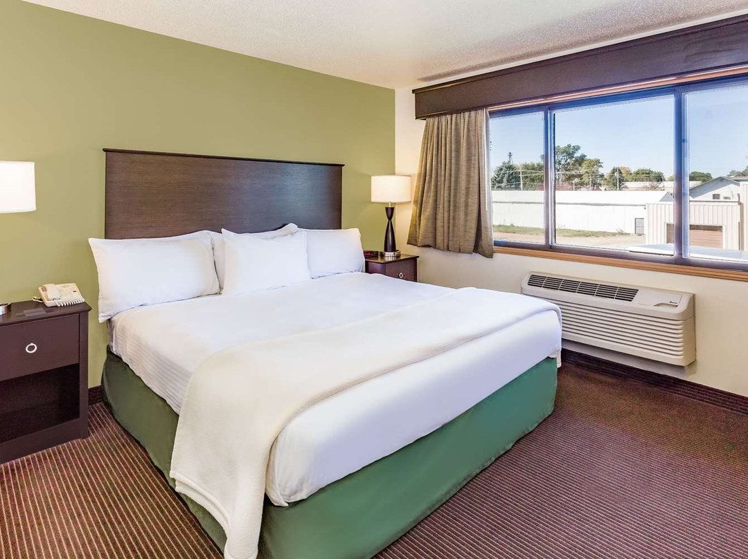 AmericInn by Wyndham Hampton主图