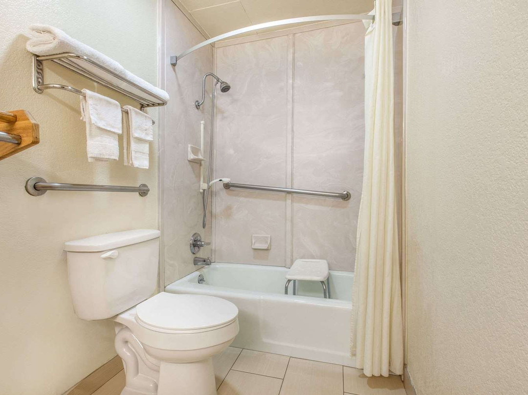 Super 8 by Wyndham Tyler TX主图