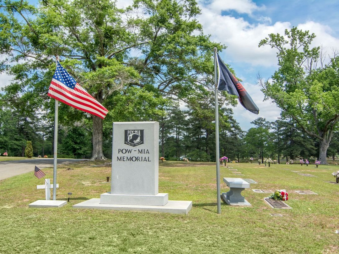 Macon Memorial Park Funeral Home and Cemetery景点图片