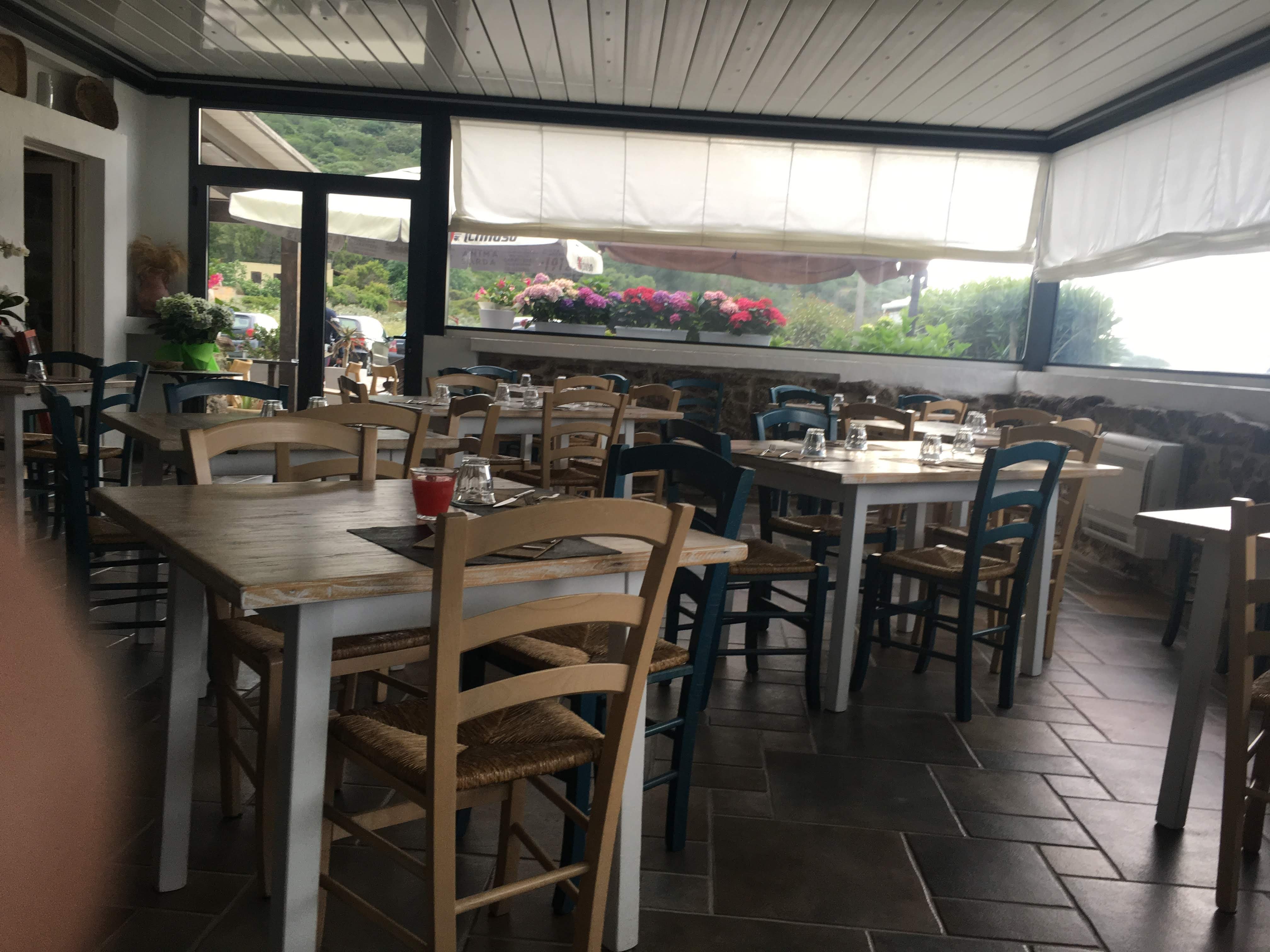 B&B La Roccia Dell'Elefante-餐饮