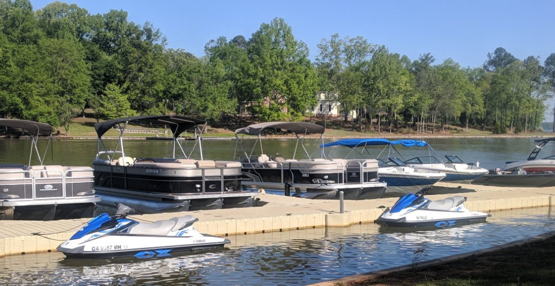 Young Harris Water Sports At Lake Oconee-Eatonton必去景点