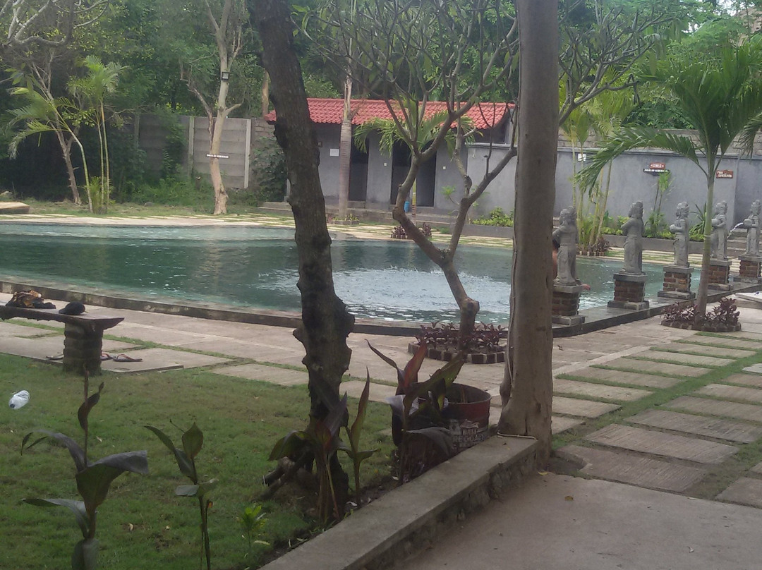 Menjangan Hostel