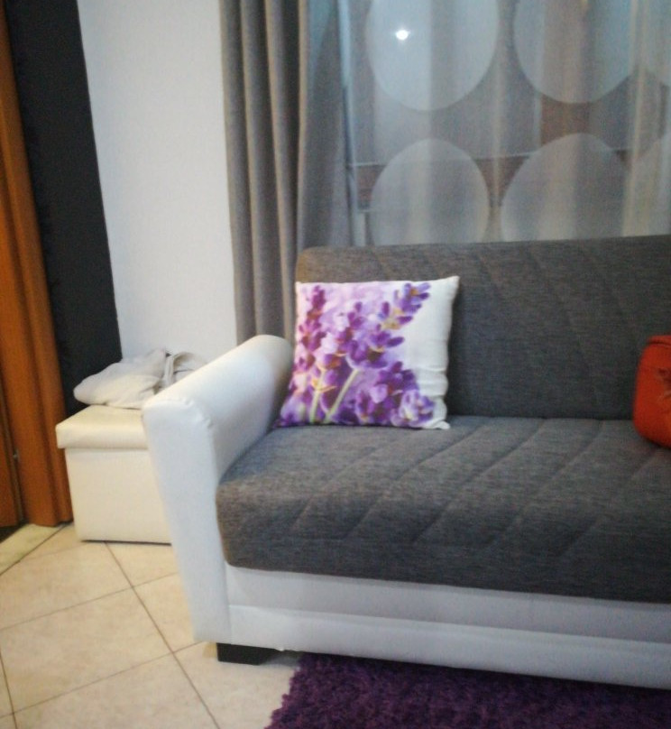 B&B Black&White主图