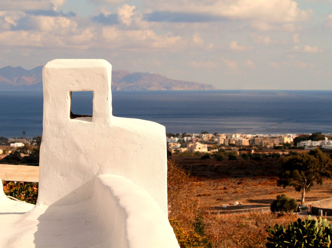 Karpimo & Fertimo Suites主图