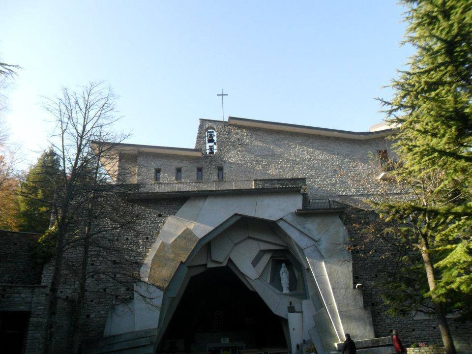 Santuario della Madonna di Lourdes景点图片
