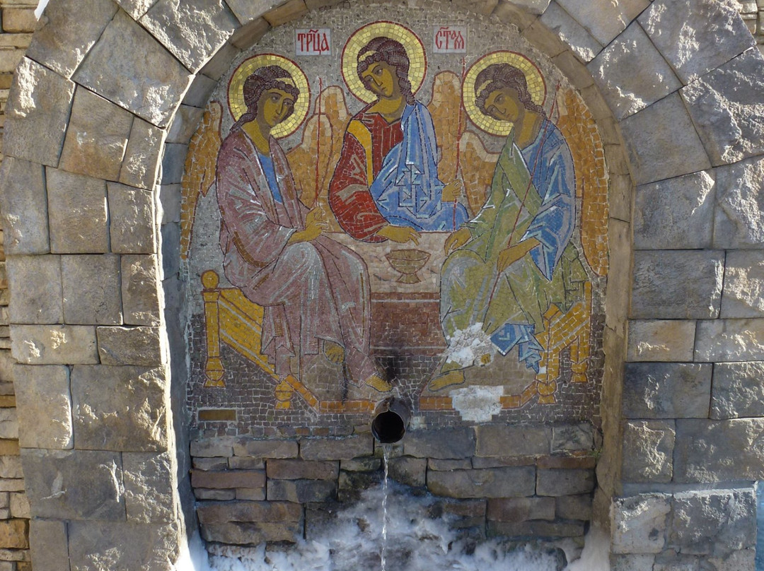 Holy Spring of the Holy Trinity景点图片