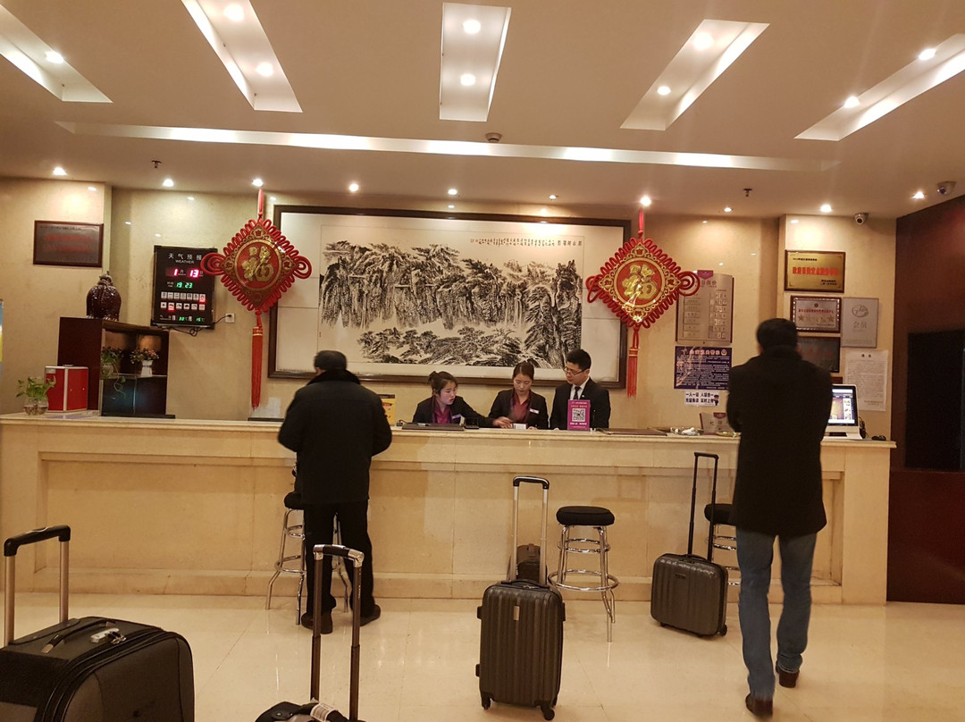 丰胜中州商务酒店主图