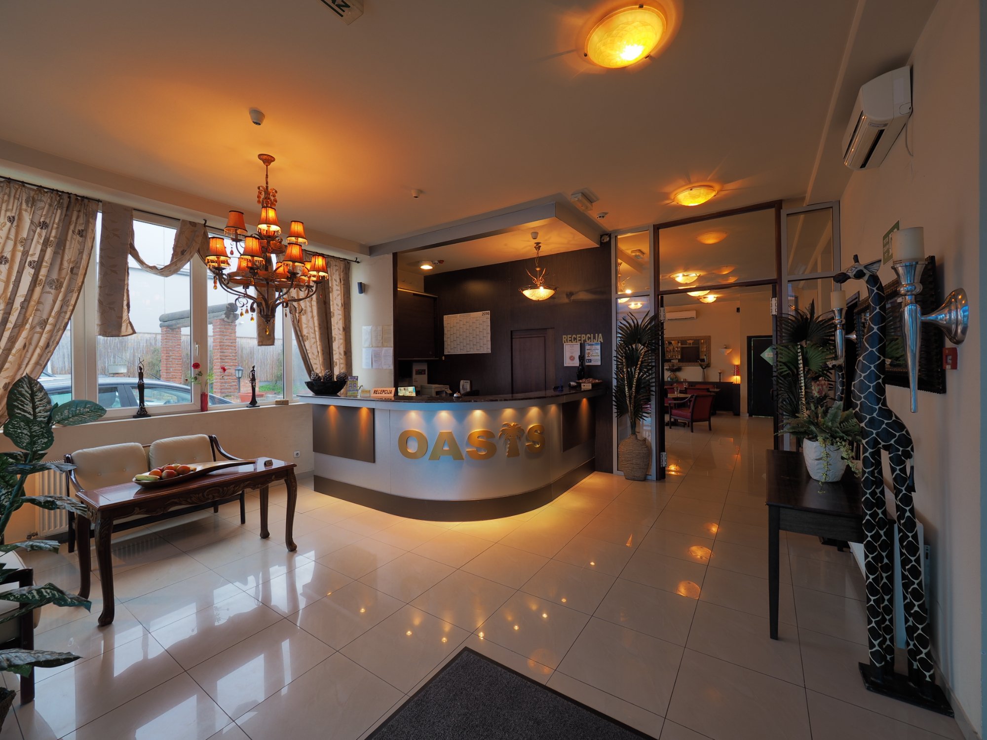 Hotel Oasis-官方
