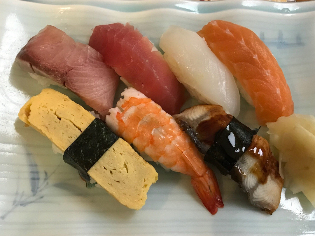 三府鮨 Ｊｒ茨木東口