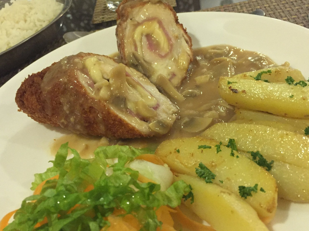 捷尼基酒店主图