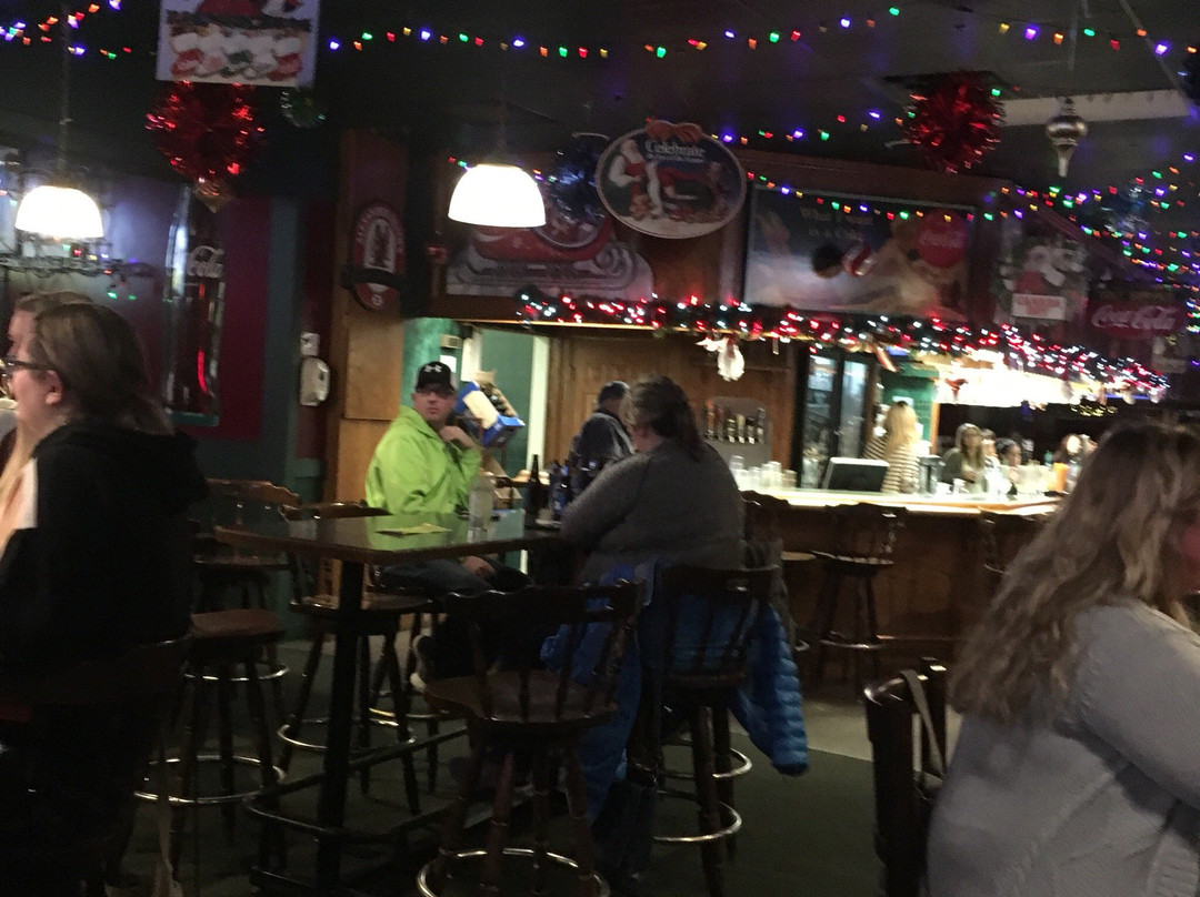 McLennan's Cocktails and Cues