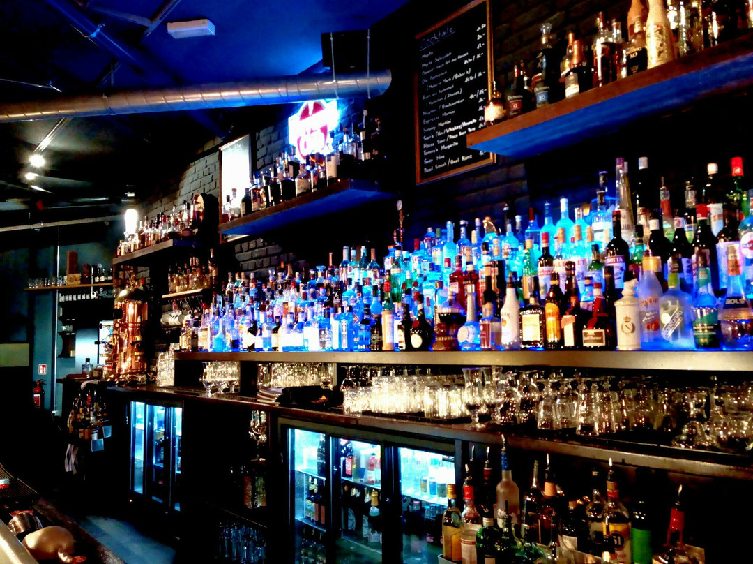 Binningen旅游景点-Hinz und Kunz Bar