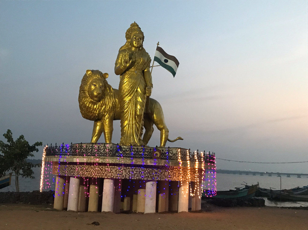 Rajiv Gandhi Beach-Yanam必去景点
