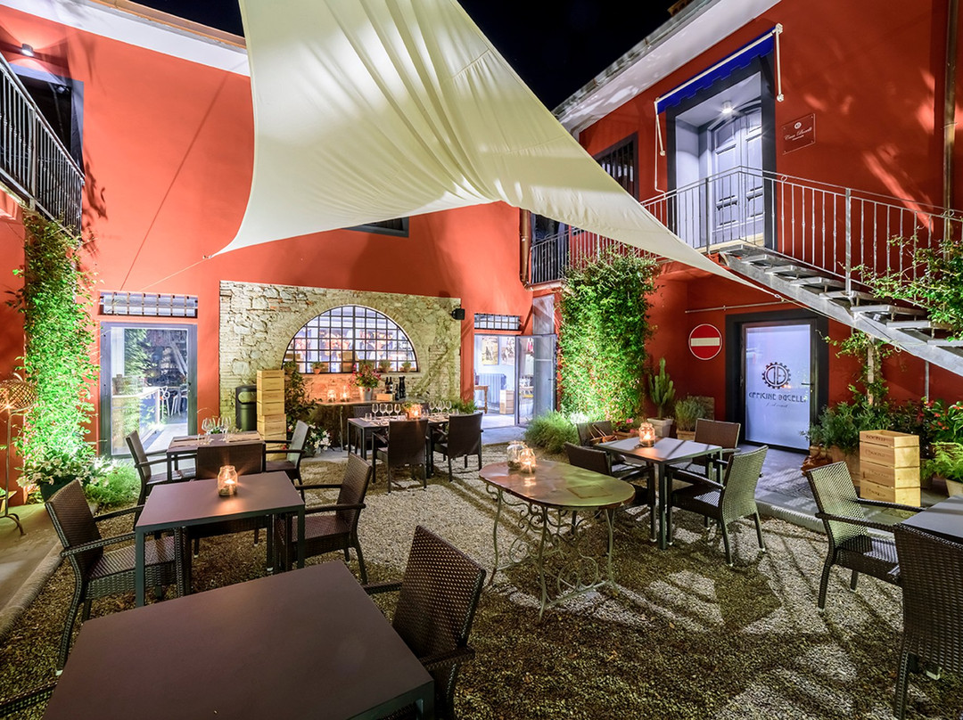 Fabbrica餐馆和美食-Officine Bocelli Food Court