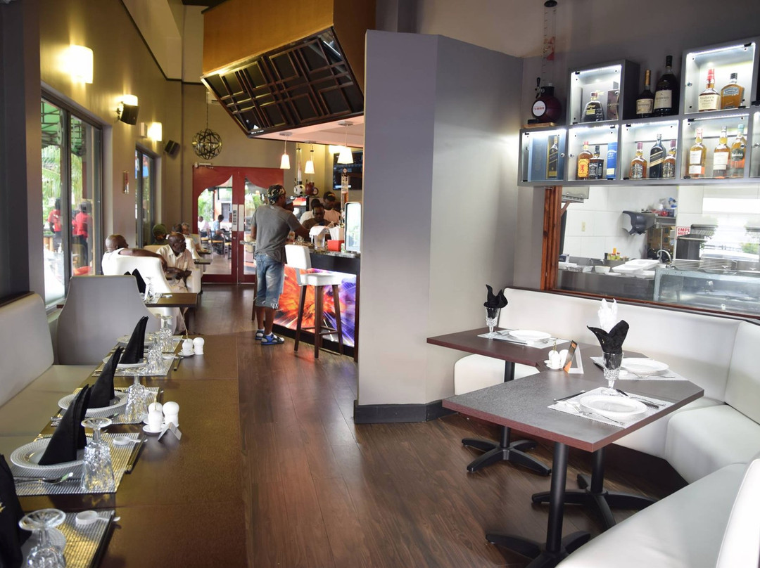 Mainland China Restaurant & Bar