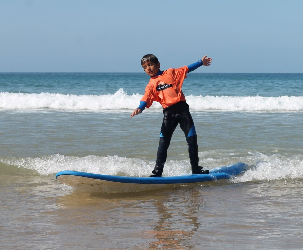 Playsurf Escola de Surf e SUP-普赖尔洛查必去景点
