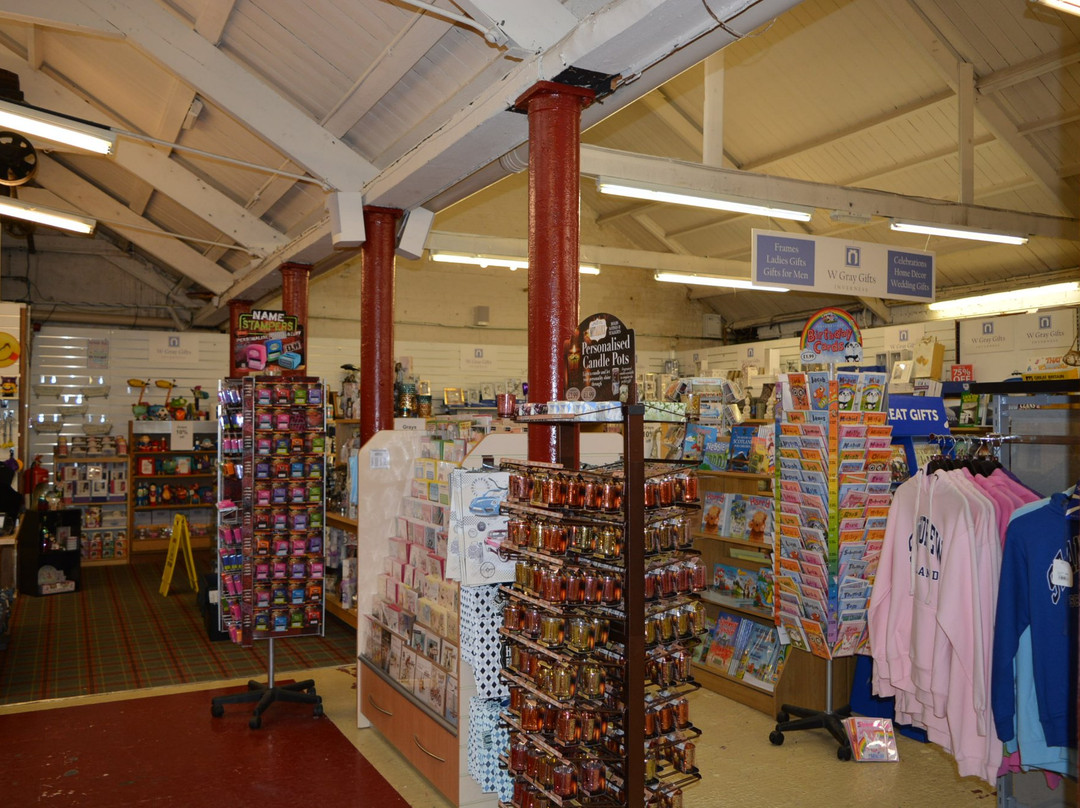 Holm Mills Shopping Village景点图片