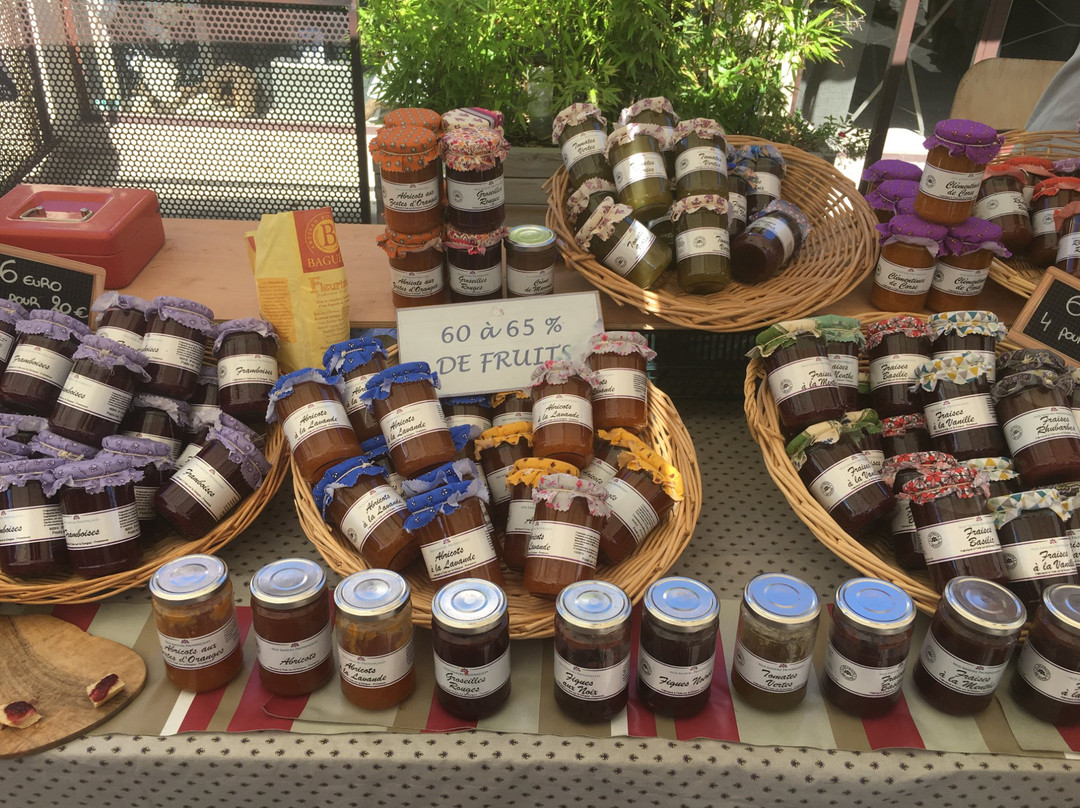 Marché de Coustellet景点图片