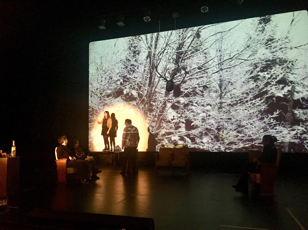 Cine Teatro York-Olivos必去景点