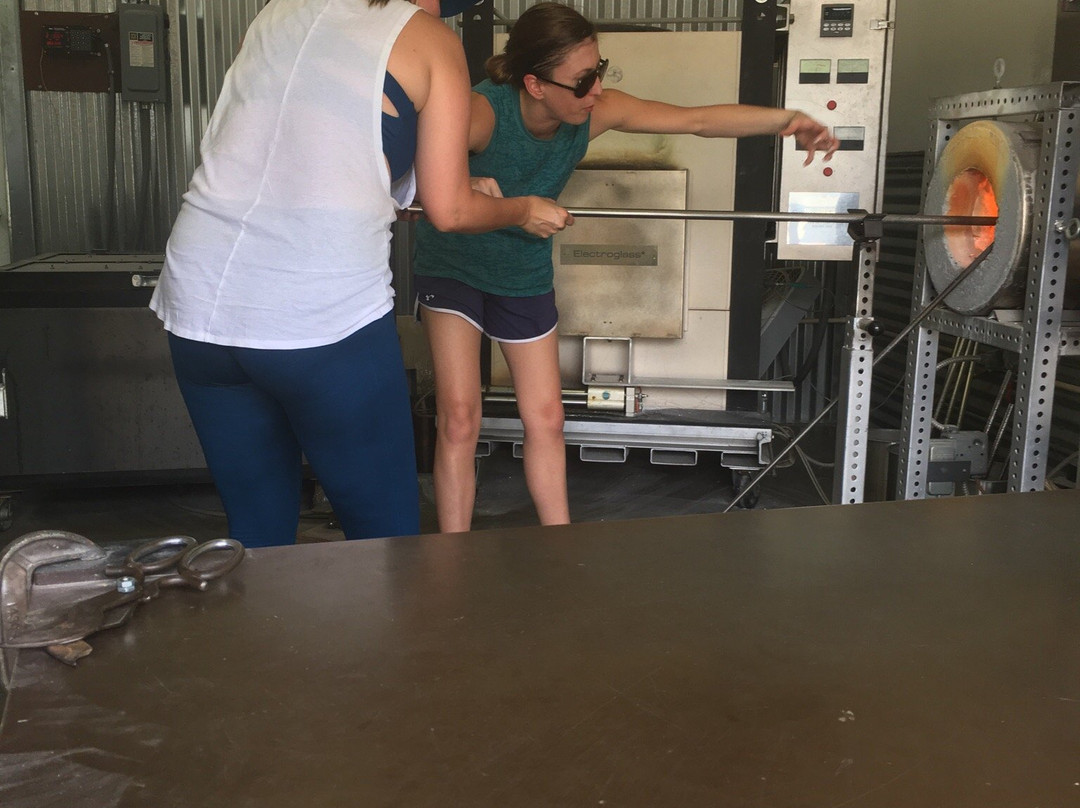 Starved Rock Hot Glass-渥太华必去景点