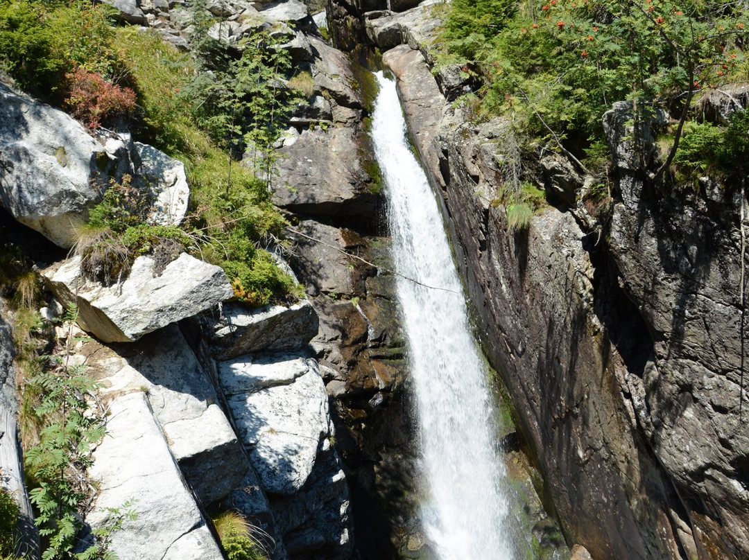 Obrovsky waterfall景点图片