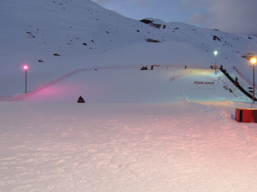 Snowtubing Tignes景点图片