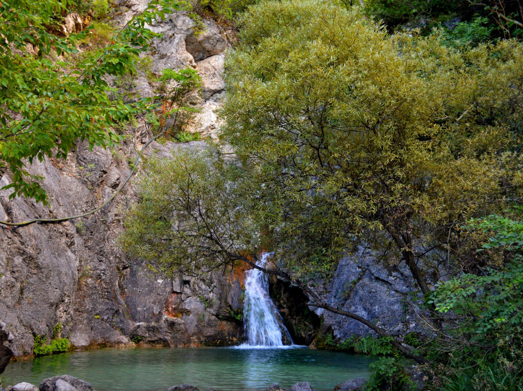 Orlias Waterfalls景点图片